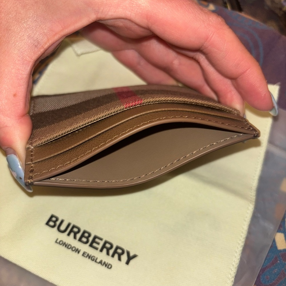 Burberry NWT Plaid Card Holder & Dust Bag - Picture 3 of 6
